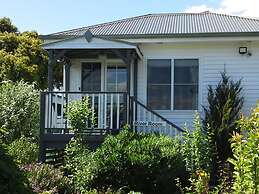 Hillside Bed & Breakfast