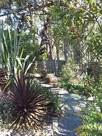 Hillside Bed & Breakfast