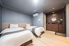 MALU Hotel Suwon