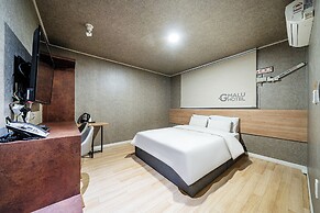 Restia Stay Suwon Station