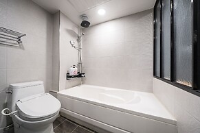 MALU Hotel Suwon