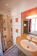 Auberge Internationale des Jeunes - Hostel