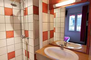 Auberge Internationale des Jeunes - Hostel