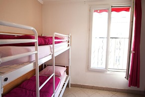Auberge Internationale des Jeunes - Hostel