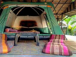 Flower Power Village