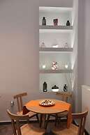 Meni Apartments Hotel