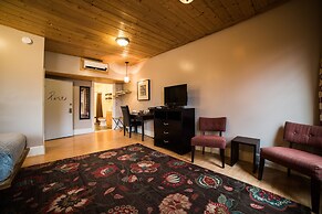 The Walnut Street Inn