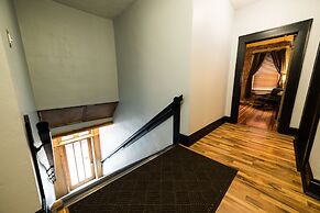 The Walnut Street Inn
