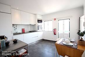 Akicity Alfama Senses