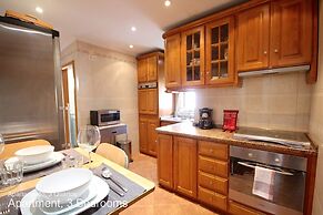 Akicity Alfama Senses