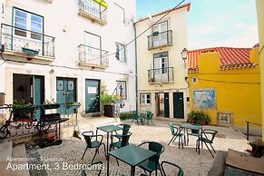 Akicity Alfama Senses