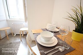 Akicity Alfama Senses