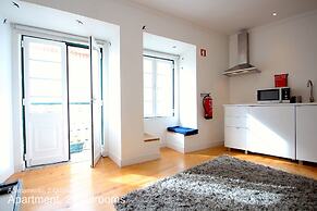 Akicity Alfama Senses