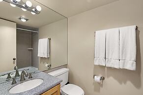 Chateau Eau Claire & Roaring Fork by Frias Properties