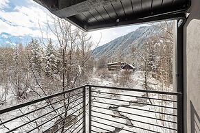 Chateau Eau Claire & Roaring Fork by Frias Properties