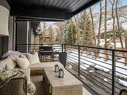 Chateau Eau Claire & Roaring Fork by Frias Properties