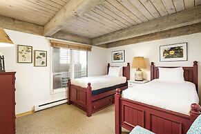 Chateau Eau Claire & Roaring Fork by Frias Properties