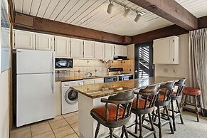 Chateau Eau Claire & Roaring Fork by Frias Properties