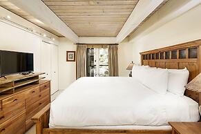 Chateau Eau Claire & Roaring Fork by Frias Properties