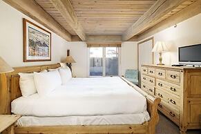 Chateau Eau Claire & Roaring Fork by Frias Properties