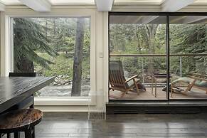 Chateau Eau Claire & Roaring Fork by Frias Properties