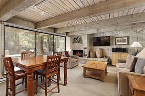 Chateau Eau Claire & Roaring Fork by Frias Properties