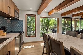 Chateau Eau Claire & Roaring Fork by Frias Properties