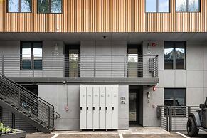 Chateau Eau Claire & Roaring Fork by Frias Properties