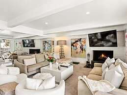 Chateau Eau Claire & Roaring Fork by Frias Properties