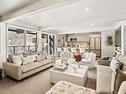 Chateau Eau Claire & Roaring Fork by Frias Properties