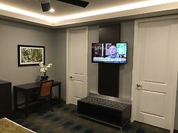 Days Inn & Suites by Wyndham Port Arthur