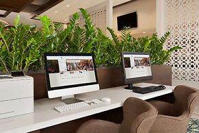 Embassy Suites by Hilton San Antonio Brooks Hotel & Spa