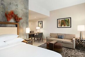 Embassy Suites by Hilton San Antonio Brooks Hotel & Spa
