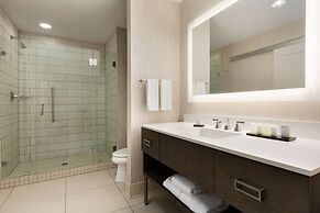 Embassy Suites by Hilton San Antonio Brooks Hotel & Spa