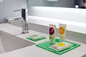 Hyatt Place Madison / Verona