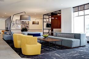 Hyatt Place Madison / Verona