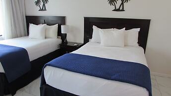 Ocean Front Casablanca Studios with FULL KITCHENS & Beach access By BL