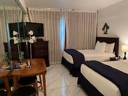 Ocean Front Casablanca Studios with FULL KITCHENS & Beach access By BL