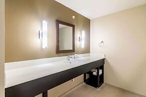 Comfort Suites Meridian and I-40