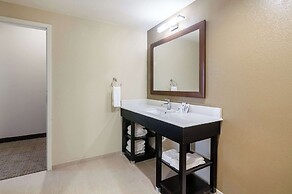 Comfort Suites Meridian and I-40