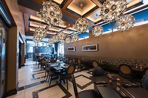 Curtiss Hotel, Ascend Hotel Collection