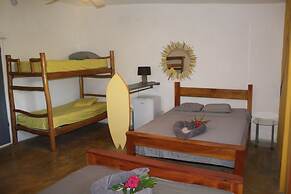Surfcamp Guanico - Hostel