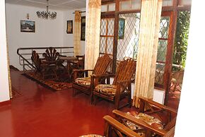 Kandy Shady Trees Villa