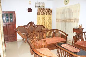 Kandy Shady Trees Villa