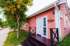 Varee Valley Resort and Restaurant