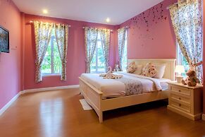 Varee Valley Resort and Restaurant