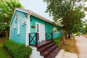 Varee Valley Resort and Restaurant