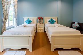 Varee Valley Resort and Restaurant