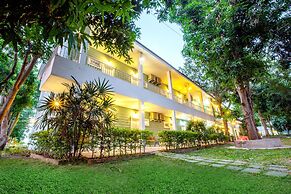 Varee Valley Resort and Restaurant