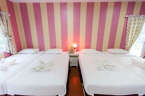 Varee Valley Resort and Restaurant